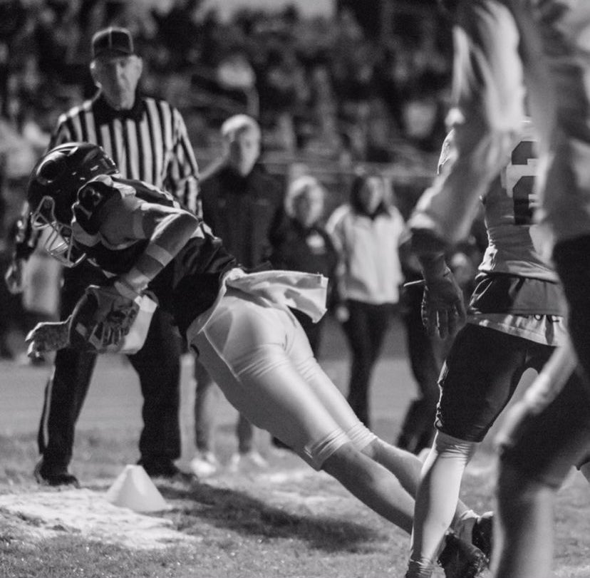 rpe_13's tweet photo. thankful to be named All League &amp; All-Area WR || All glory to God💫 https://t.co/AHV0LvL3aE