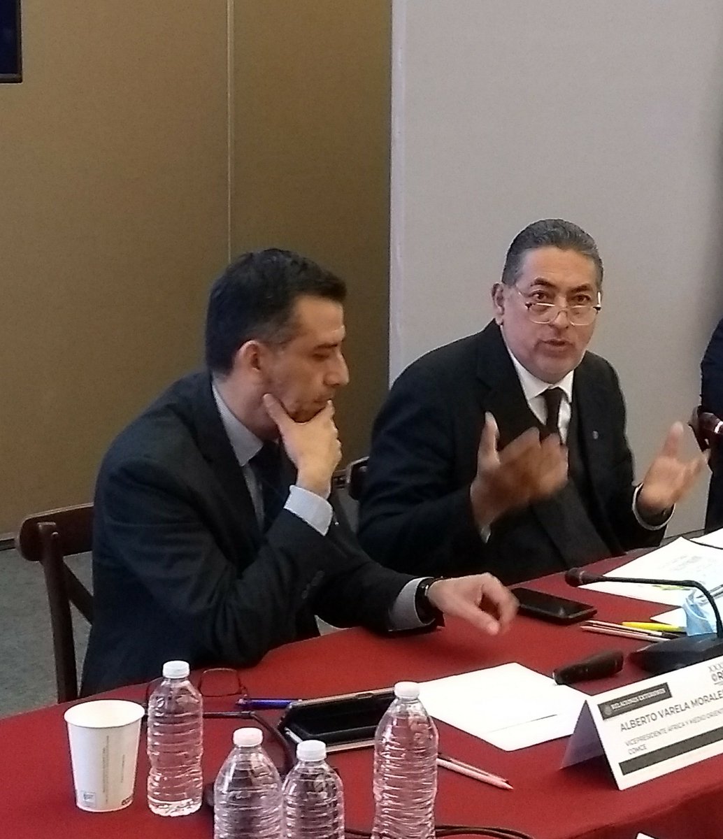 ComceOficial's tweet photo. Participamos ayer en la XXXIV REC 2023 de la SRE exponiendo algunas ideas para visibilizar el mercado Africano que tiene un potencial de 1,320 millones de habitantes. Agradecemos a las EMBAMEX África por su valioso apoyo y acompañamiento. #SomosCOMCE https://t.co/dc91aIK5DE