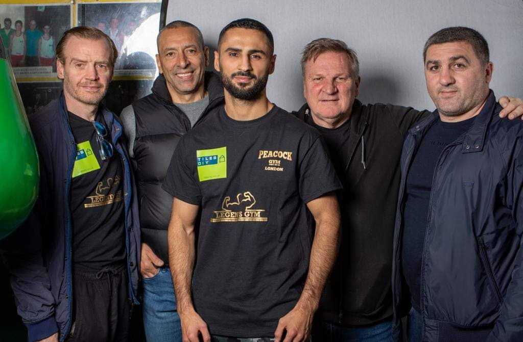 OzgulSiar's tweet photo. Team Siar Ozgul with Team Peacock 🥊
#pro #fighter #boxer #proboxing #proboxer #fighting #team #boxingteam #dreamteam #siarsboxing https://t.co/OB29fa3Rbu