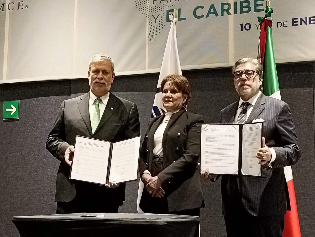 Firma del Acuerdo de Cooperación entre la Cámara de Comercio México Panamá (<a href="/Camexpa/">CAMEXPA</a>) y el Consejo Empresarial Mexicano de Comercio Exterior, Inversión y Tecnología A.C. (COMCE), en el marco del Encuentro Empresarial para América Latina y el Caribe.