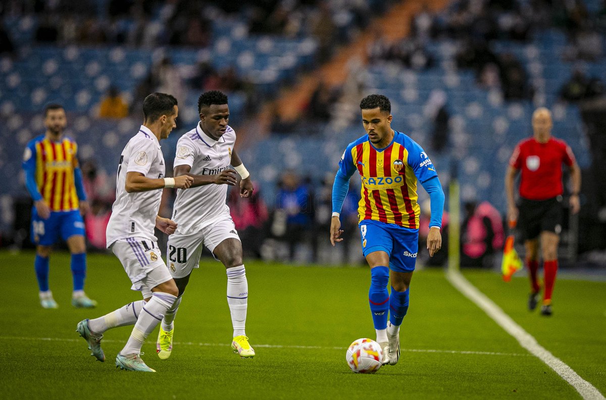 valenciacf tweet picture