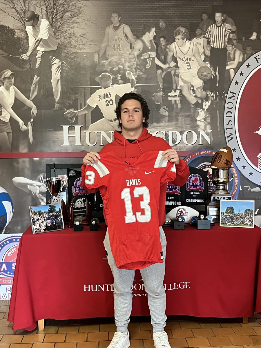 CoachGreenHC's tweet photo. After a great official visit I am excited to announce I am 100% committed to @HawksFootball @CoachAdamMann @CoachMallardHC @northsideramsfb https://t.co/58WCtxBiUz