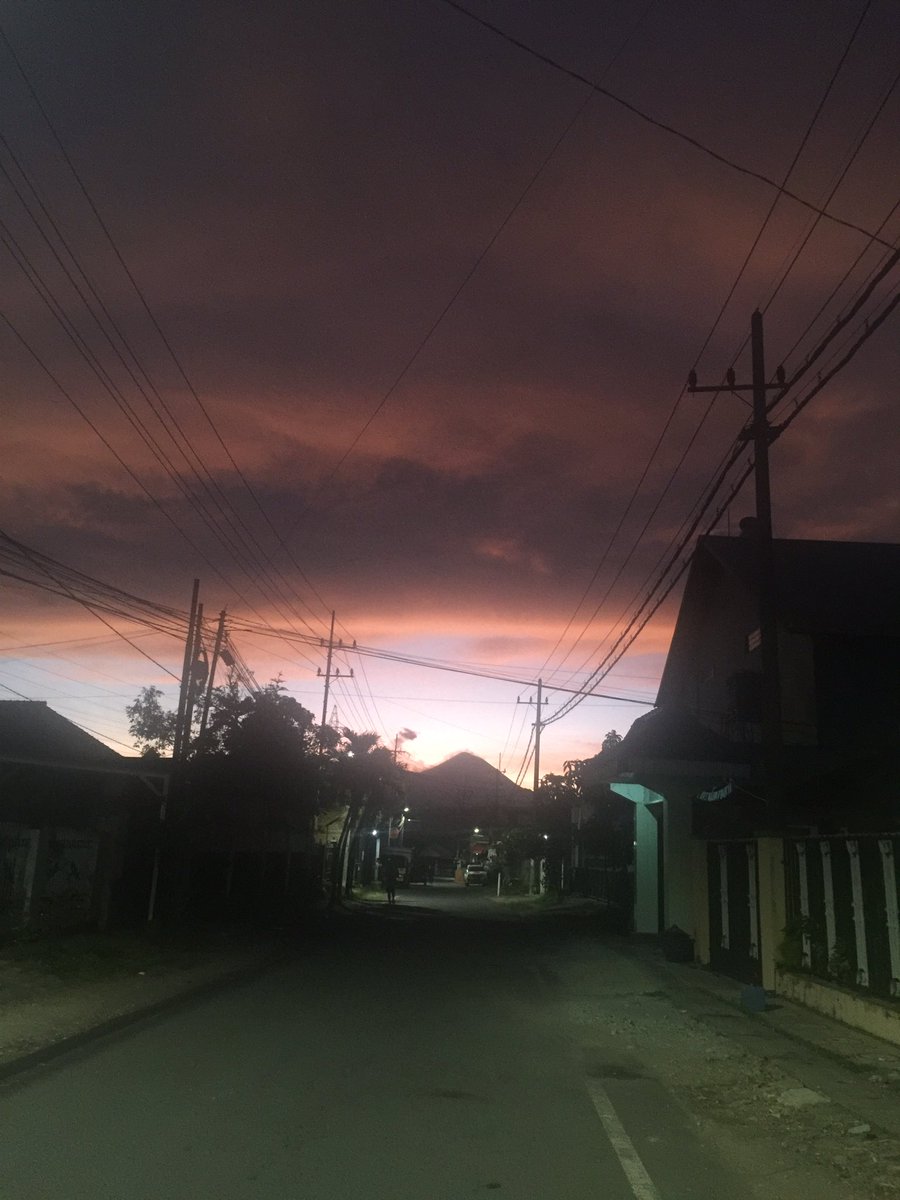 Bukan dingin yg kan membekukanku, tp sikapmu

~kang ayam