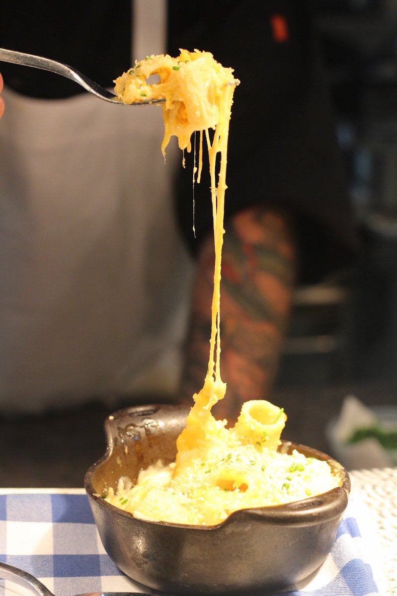 New year, same cheesy mac. 

#marcusbpnewark #downtownnewark #macncheese #maccaroni #macaroni #macaronilovers #cheesepull #cheesepullgoals #meltedcheese #goodfood #foodie #njfoodie