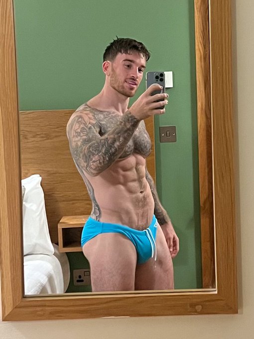 Click https://t.co/3x6d7ZPEFy for my exclusive content 😜 https://t.co/ElV9AE0CFw