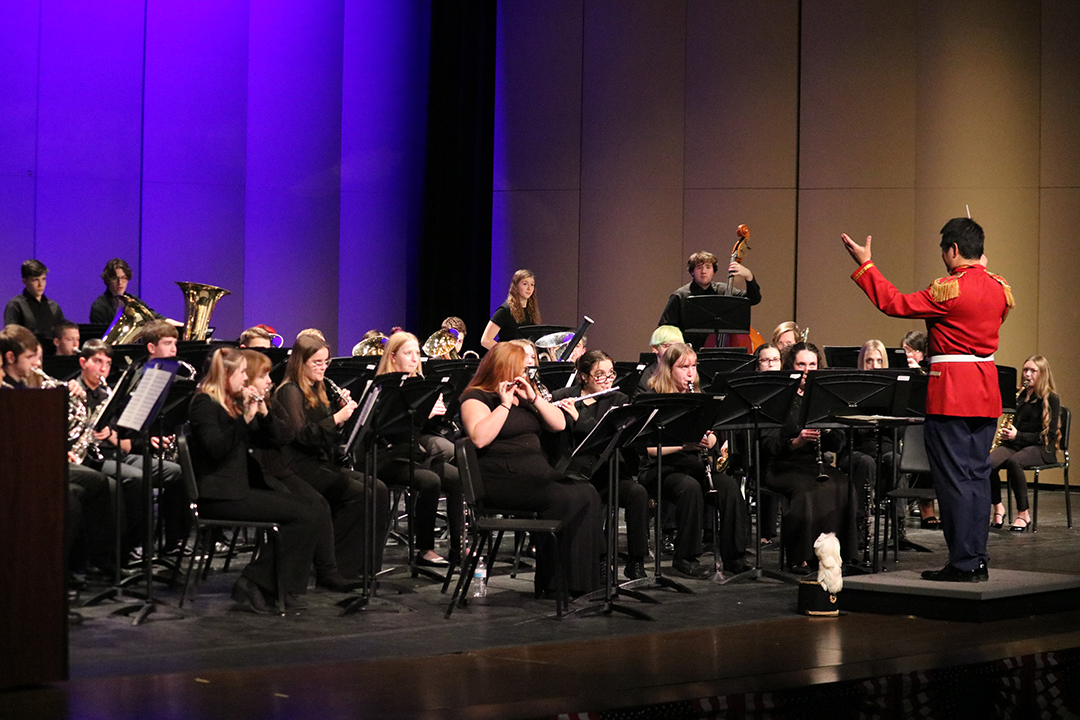 BettHighSchool's tweet photo. The 9th-grade band and HS Wind Ensemble presented an amazing performance last night! #BettPride https://t.co/P9A2jhFlK2