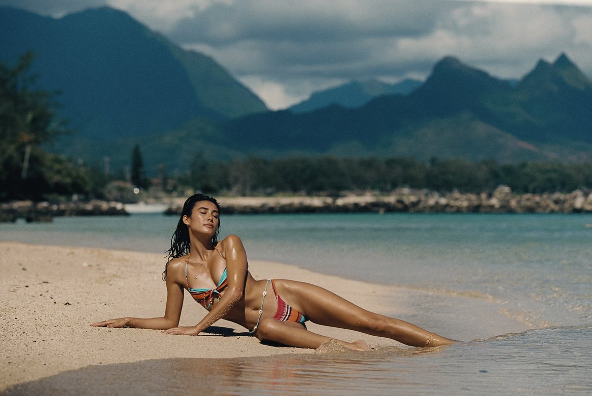 megbatphoto tweet media