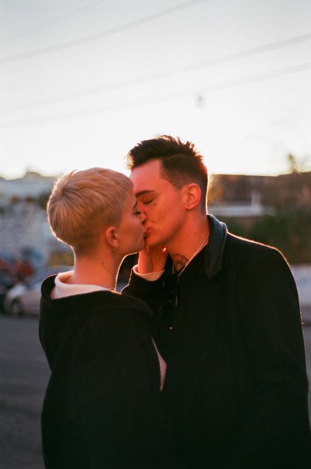 Come get to know us *v personally* on 0nlyfans Live this Saturday 6:30p PST 😈🤤 1/14 @krissc0tt https://t