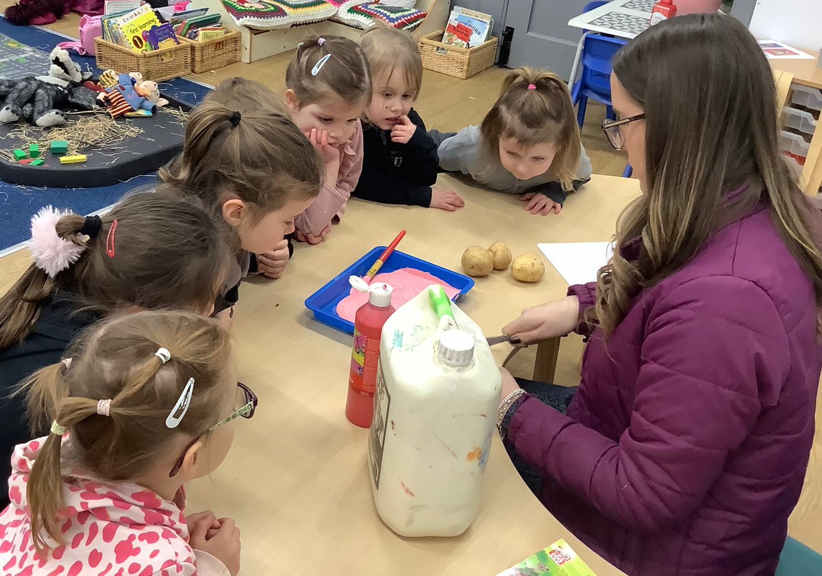 SaightonPrimary's tweet photo. We had lots of fun in Pre- School this afternoon using potatoes as stamps to print our very own Three Little Pigs π·#concentration #fairytales #huffpuff #preschool https://t.co/SzjU6tAxXB