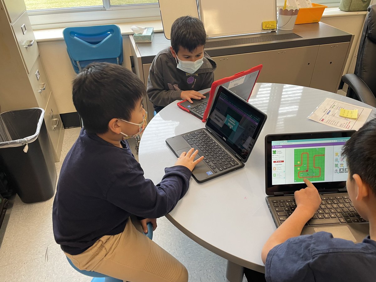 Had a blast using <a href="/PlayBlooket/">Blooket</a> to target some goals yesterday 💻 <a href="/A_RiveraNY/">Dr. Alejandro Rivera</a>