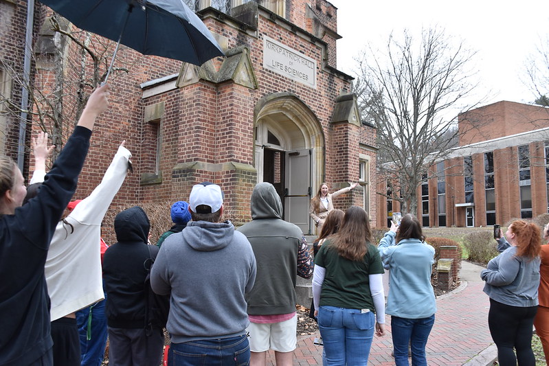 Bethany_College's tweet photo. Congratulations to all newly #aCOMPlished Bethanians, and good luck to all students who will sit for their comprehensive exams this week. #ONEBethany
Photos: https://t.co/AhczuHJ3fd https://t.co/FhDvnNkryO