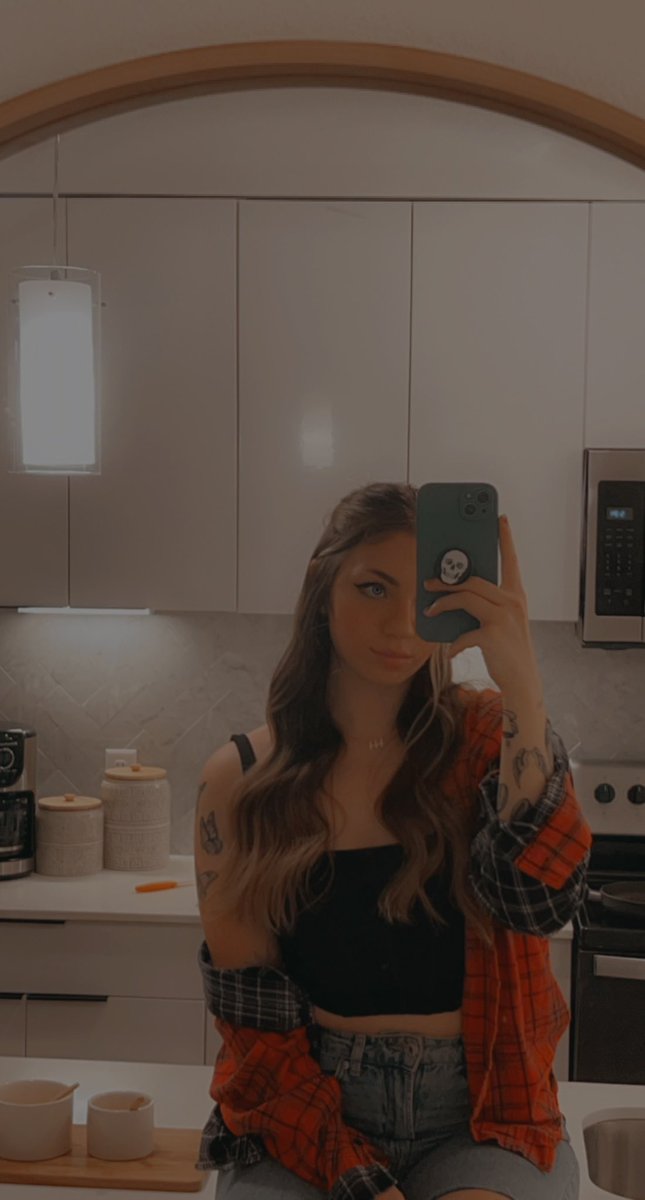 BaileyGoat tweet media