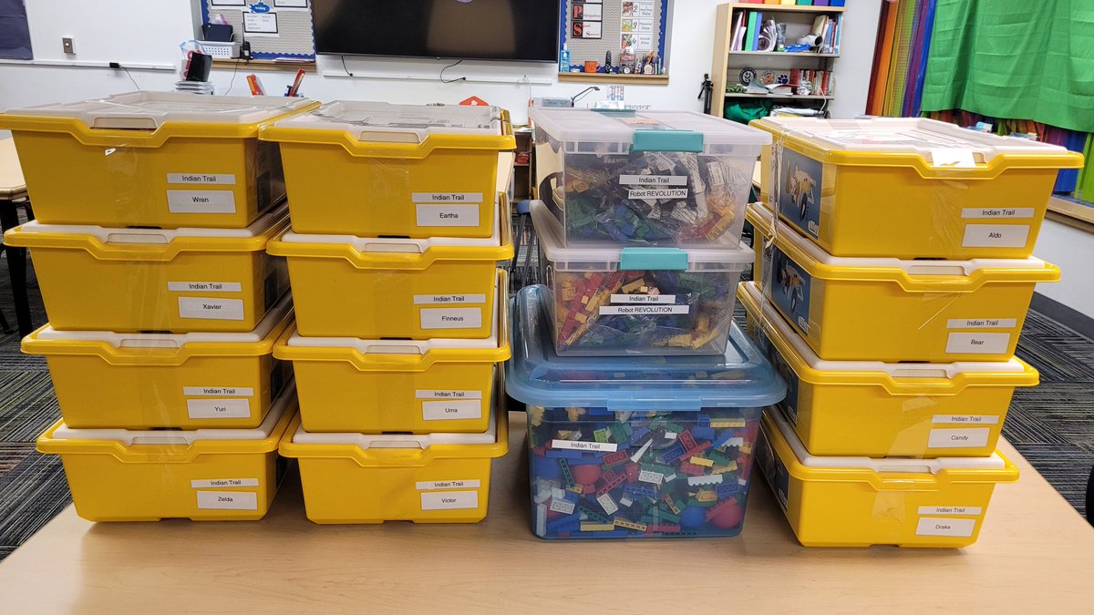 Robot Revolution is all packed up <a href="/IndianTrailScho/">Indian Trail School</a> on it's way to get stored at Northwood <a href="/nwhuskies/">Northwood Middle School</a> Thank you <a href="/112foundation/">112 Education Foundation</a> for sponsoring all these awesome robots we used! #112Leads