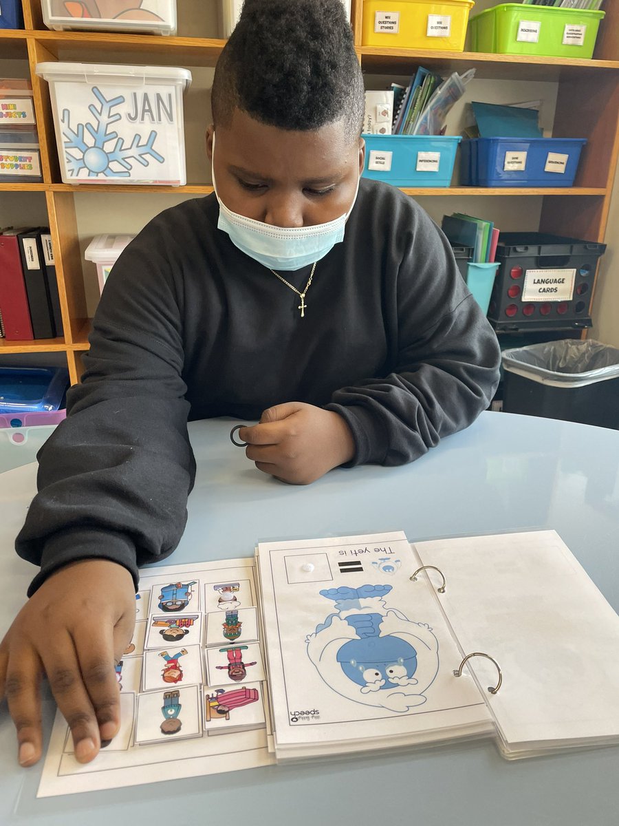 Winter calls for some Yeti activities! Describing the foods we fed to the Yeti on <a href="/BoomLearning/">Boom</a> using the Expanding Expressions Tool and forming some grammatically correct sentences ❄️ <a href="/A_RiveraNY/">Dr. Alejandro Rivera</a>