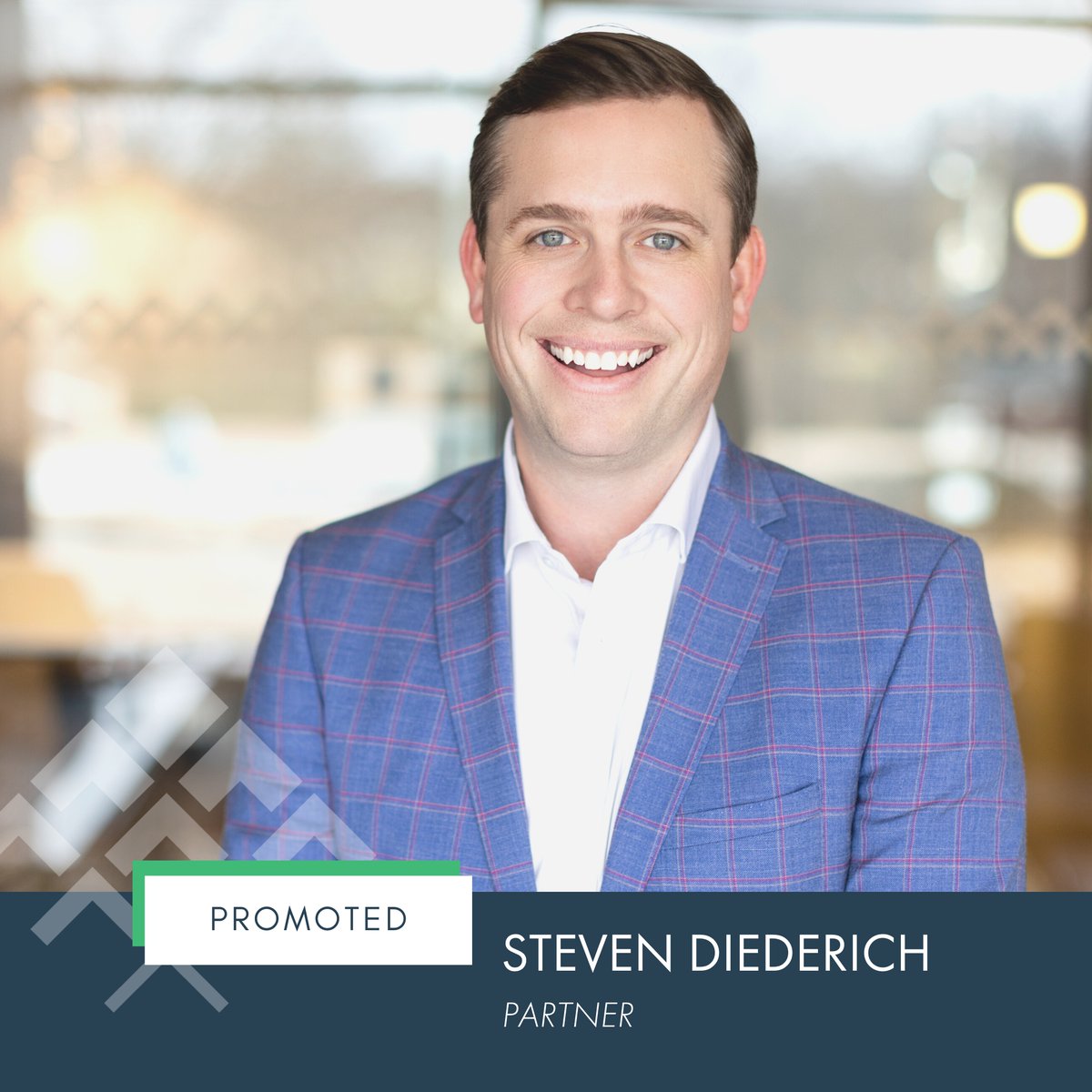 EmkMP_Moneta's tweet photo. Another round of applause for Tasha Borglum, Steven Diederich, and Zach Han on their recent promotion to Partner! #MonetaNation https://t.co/4Z7WesTtOw