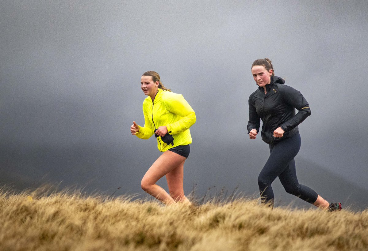 Robertson_Sed's tweet photo. Some great efforts on the first Epic this afternoon despite the weather #WilsonTraining #Epic1 🏃🏻♀️🦋⭐️🤎 https://t.co/XixWo4zyGS
