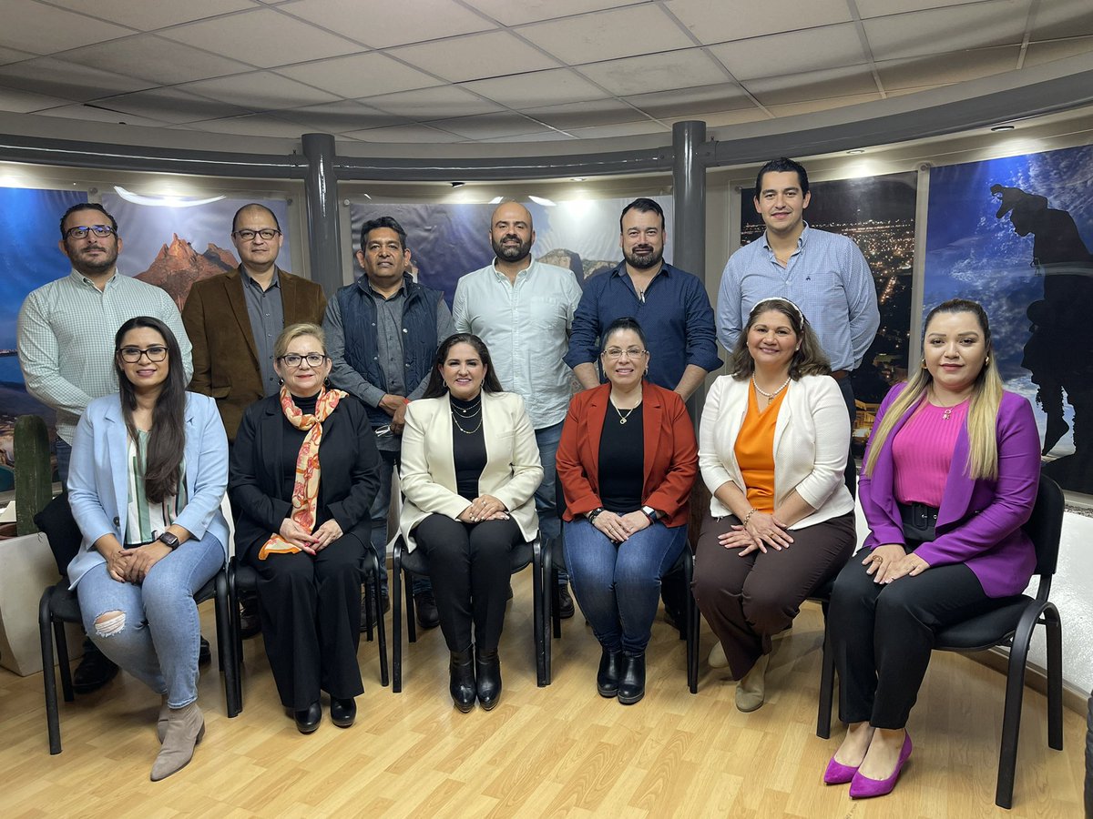 En reunión con las y los representantes de las OCV’s de varios municipios, trabajamos en el Calendario de Promoción 2023 de nuestro estado. Seguiremos trabajando en la instrucción de nuestro Gobernador <a href="/AlfonsoDurazo/">Alfonso Durazo</a>, impulsando la vocación turística de #Sonora.