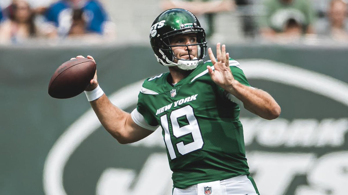moneymarlo44's tweet photo. I would literally shit my pants if the #Jets cut Flacco and the #Ravens signed him for the playoff game Sunday https://t.co/kK2hvbrQyb