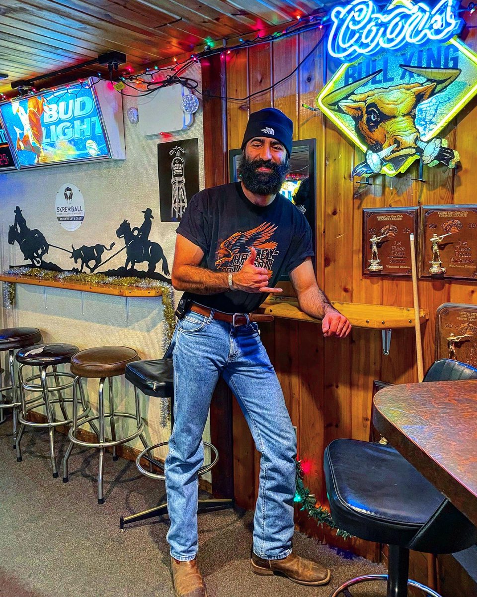 mulletfeller50's tweet photo. Lonesome, On’ry and Mean. 🤙🏽♠️♥️♣️♦️ https://t.co/pHJXIwrOGF