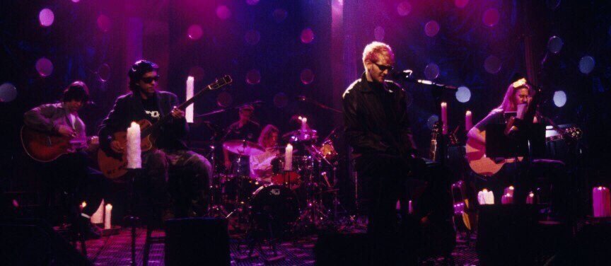 crockpics's tweet photo. Alice In Chains MTV Unplugged performance, 1996 https://t.co/ItWvYwIHim