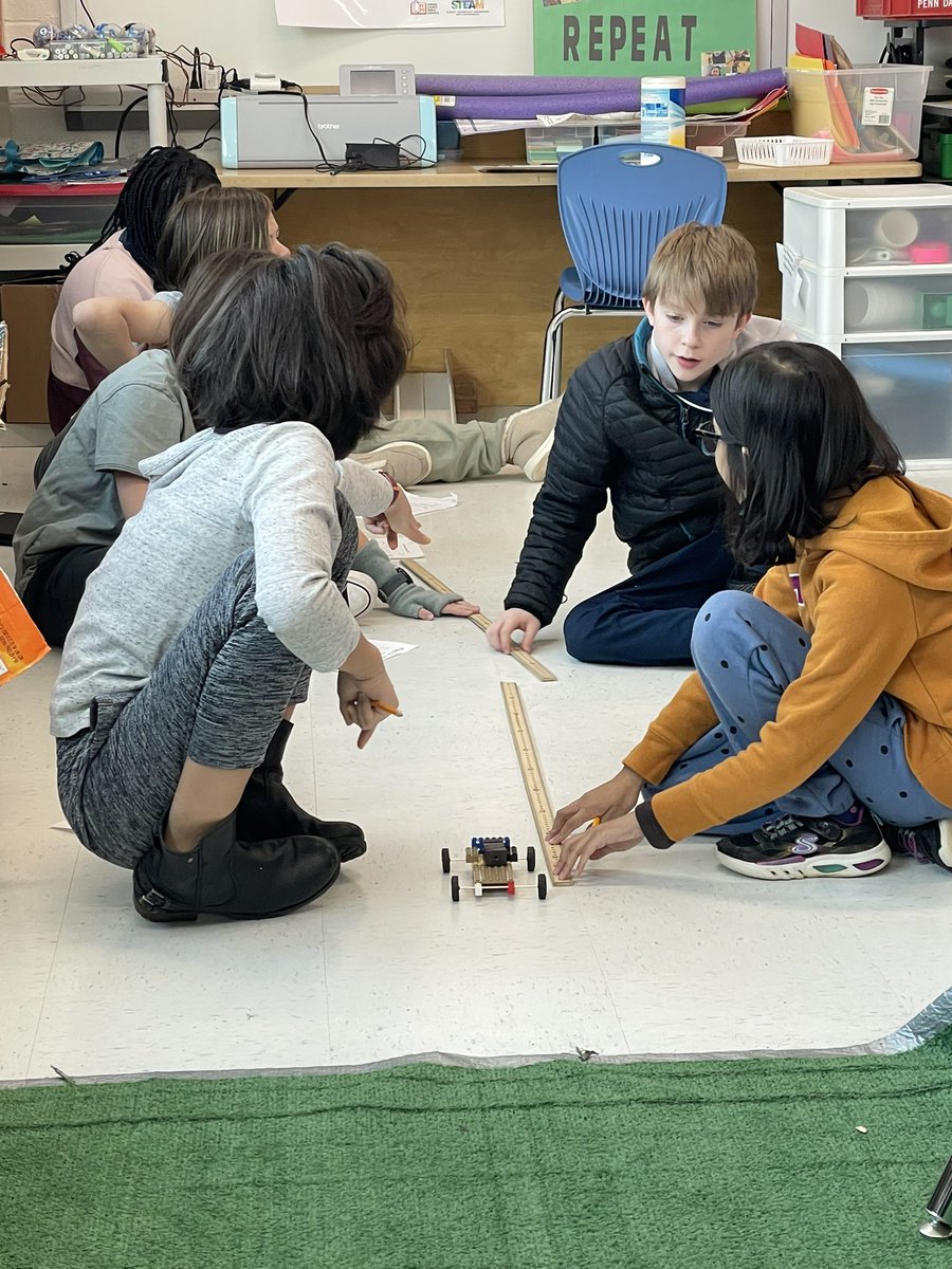 5th graders practiced using process experimental design by adding weights to a car and measuring the distance travelled down a ramp.  <a href="/WashMillES/">Washington Mill ES</a> @FCPSScience <a href="/FCPSSTEAM/">FCPS STEAM</a> #collaboration #communication