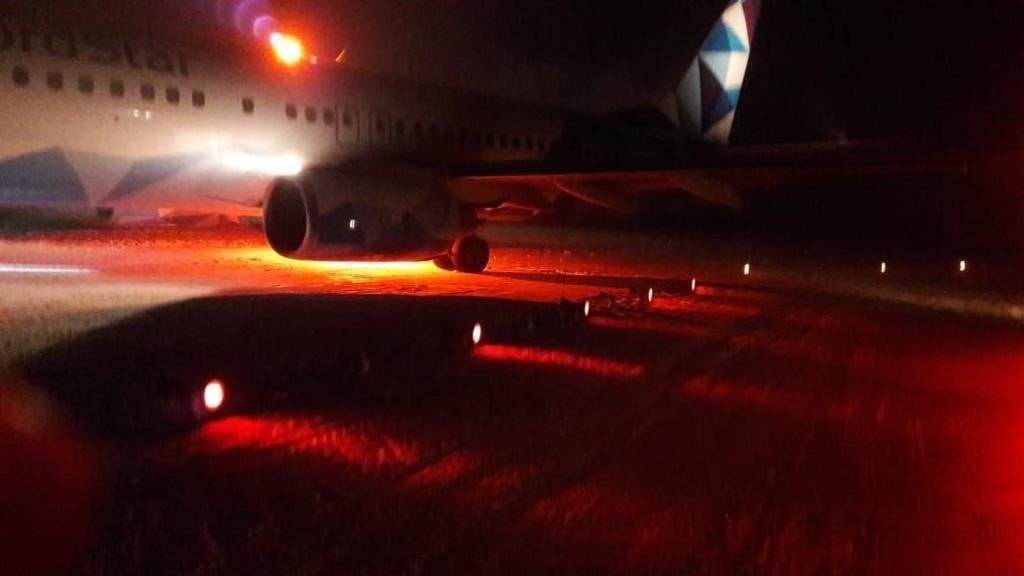 FlightModeblog's tweet photo. 🇷🇺 #NordStar Boeing 737-800 (RA-73252) flight #Y7404 to #Moscow skidded off runway during line-up for take-off at Norilsk Airport, #Russia.
📷 via JACDEC
#Boeing #B737 #aviation #AvGeek #avgeeks #flights #Travel #traveler https://t.co/EVUcozoOQU