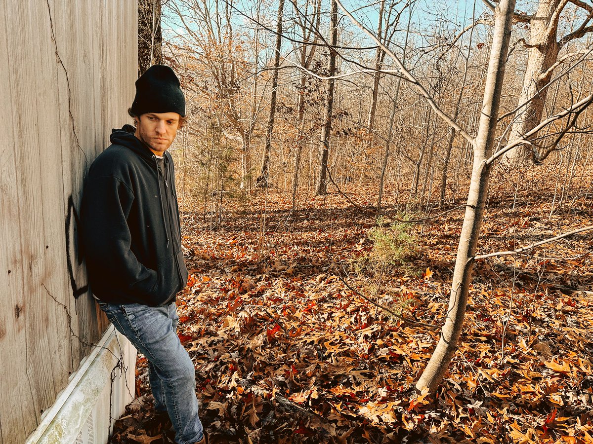 TuckerBeathard's tweet photo. for all of the hell that I put ya through, girl it’s the least that I could do #IOweYaOne https://t.co/jqr04zdRNy
