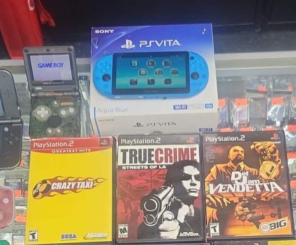 bklynvideogames's tweet photo. Happy hump Day !!! We got this mixed of ๐ฅ systems and games trade in
#gameboysp #gameboyadvanced #originalgameboy #psvita #newnintendo3dsxl #ps4slim #ps2games #crazytaxi #gta #truecrime #retroshop #brooklynvideogames #bvg https://t.co/cJDsstjRbG