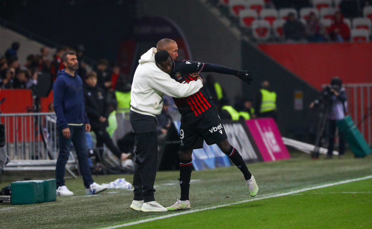 Victoire d’équipe ..+3 points ☝🏿☝🏿 #IssaNissa 🔴⚫️