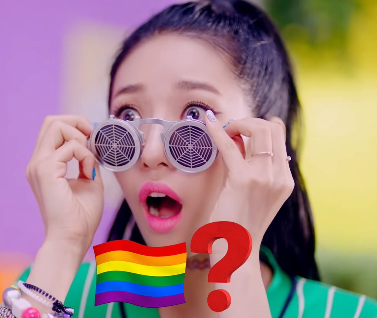 HypeMagnetic's tweet photo. Vocês sabiam? Semantic Error não foi o primeiro papel de bl do Seoham, antes ele apareceu no clipe do girl group BESTie para a música excuse me, onde elas usam um óculos pra revelar segredos de possíveis pretendentes.... https://t.co/7InqPZ8tc2