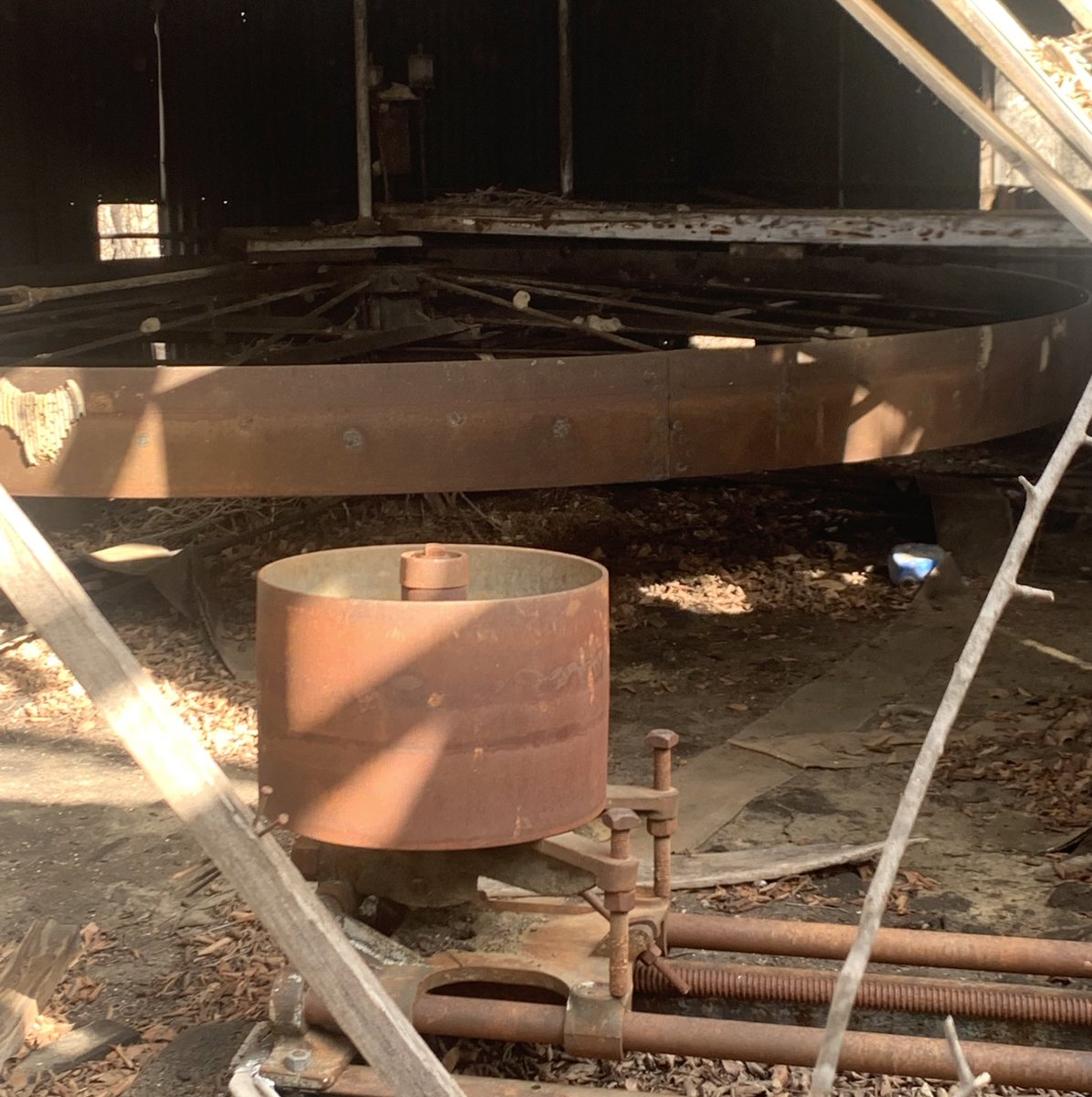 Jimbo_Wise's tweet photo. Oil lease for sale. Rework potential. Beautiful equipment. Needs some attention. 87.5% NRI, 100% WI. Make offer. 😎#OklahomaCrude #RodLine #CentralPower #OklahomaJacks https://t.co/R4JP8iWGII