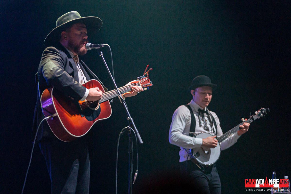 RichMoPhoto's tweet photo. First photos of the new year are up at @CanadianBeats1! - Thanks for sending me out to catch @TheDeadSouth4 and @IndigoJoseph at the Jube! Big year ahead, and I cannot wait! https://t.co/v3cYxpSYMA