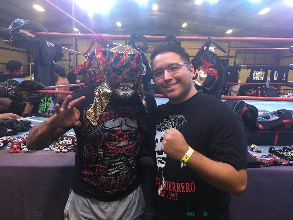 AbeMedina's tweet photo. Let’s go. @PENTAELZEROM @ReyFenixMx #AEWDynamite #aew #escaleradelamuerte #BestOf7Series #luchabros https://t.co/qAg8zqWY1m
