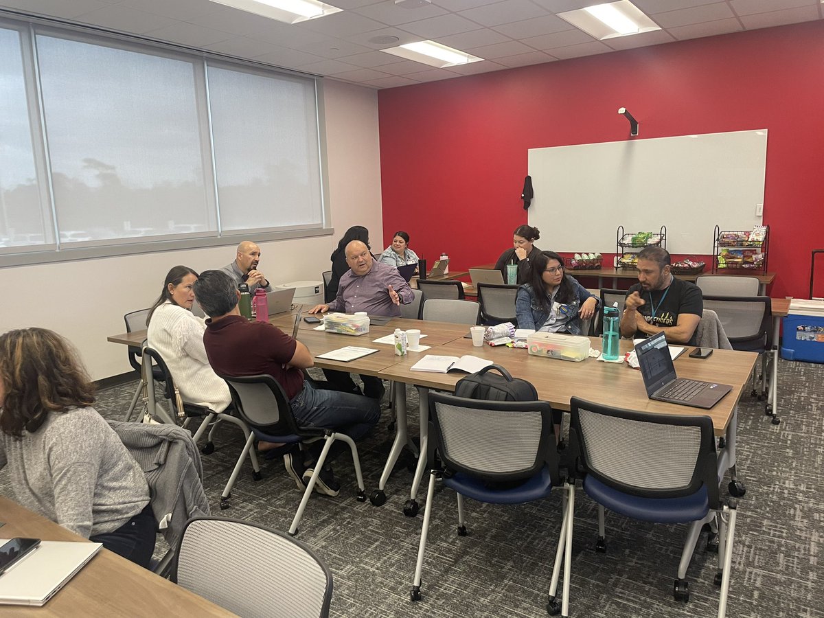 Lisbeth Banales tweet media