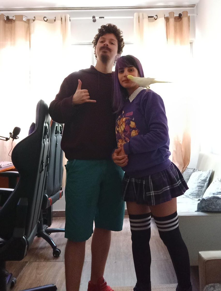 _aMarina's tweet photo. É assim que faz pra fazer o meu também? (a véia mexendo com a tecnologia hahaha)

primeira interação/ agora 
@rhadog 💜 https://t.co/CFv31itjYy
