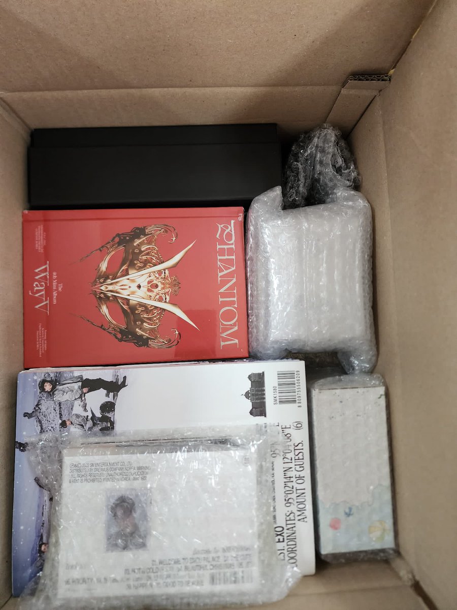 CCDebilShop's tweet photo. BOX #52 & 53 UPDATE
PICK-UP DATE : JAN 11, 2023
ETD : JAN 18, 2023
ETA : MAR. 1, 2023
BOX # : 2 JUMBO BOXES
Thank you for your continuous trust and support to our shop. Thank you for staying with us.
More budols with you CCs♥️
#CCDShop_Update https://t.co/9kahRYmJ5g