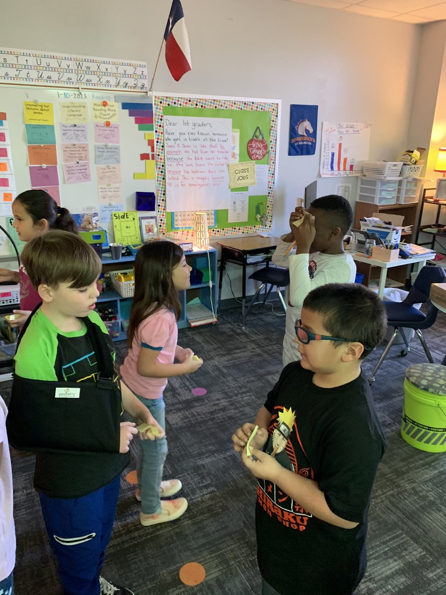 melinda656's tweet image. Tried out the Lead4Ward strategy today called Who Am I? Kids reviewed their vocabulary for 2D shapes and 3D Solids. They LOVED it!  @Independence_ES @KISDMathSquad #MathKISDMonthlyChallenge