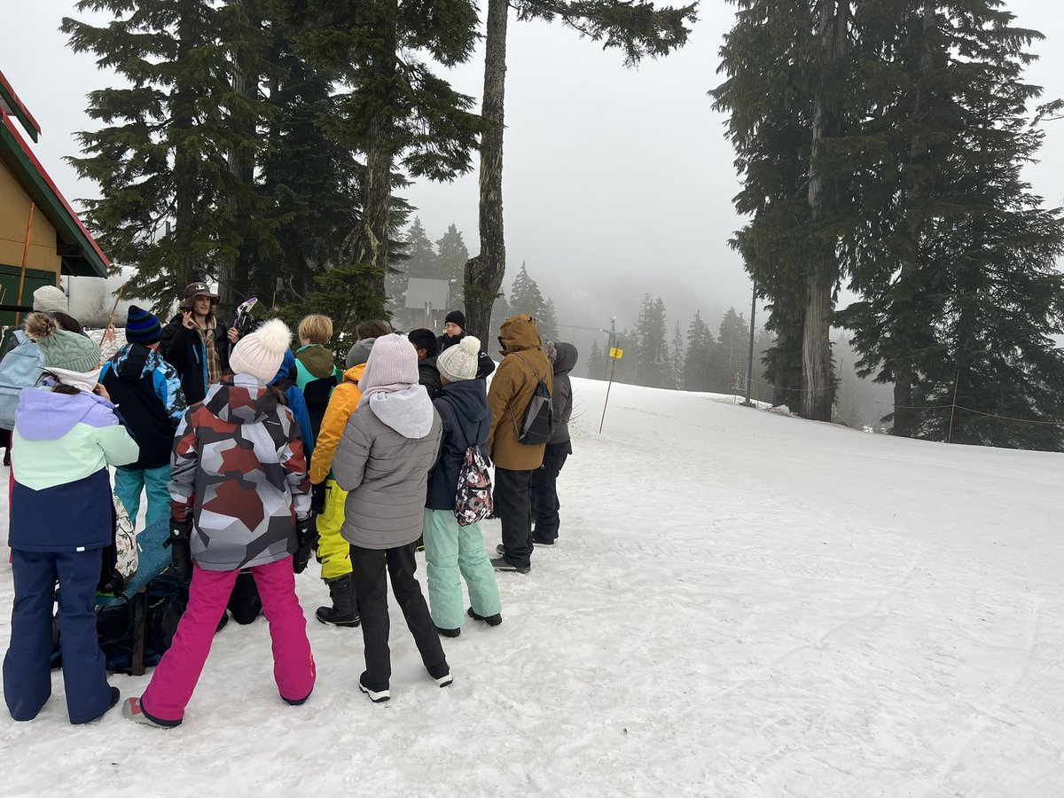 The <a href="/Stratford_Hall/">Stratford Hall</a> OE team headed out onto the trails aiming to develop deeper connections to nature and each other #outdooreducation #outdooreducation