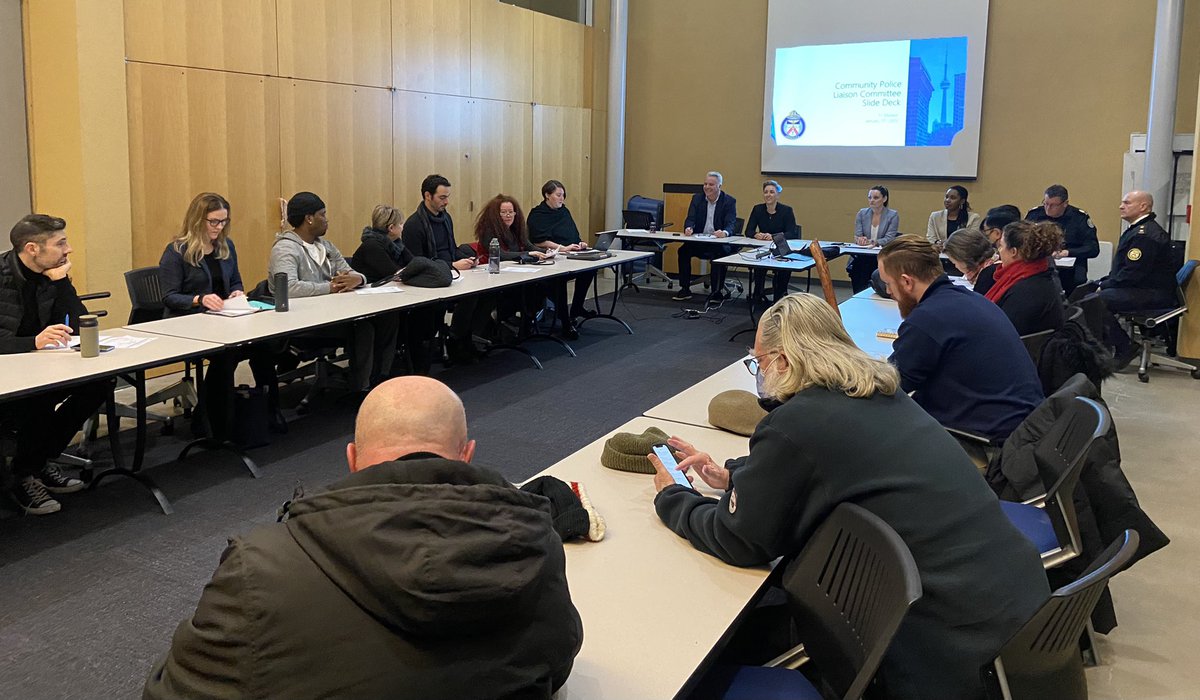 TPS51Div's tweet photo. Presentation from Officers and Community members from the Missing & Missed Implementation Team. #MissingAndMissed https://t.co/r6Wacj4j2B