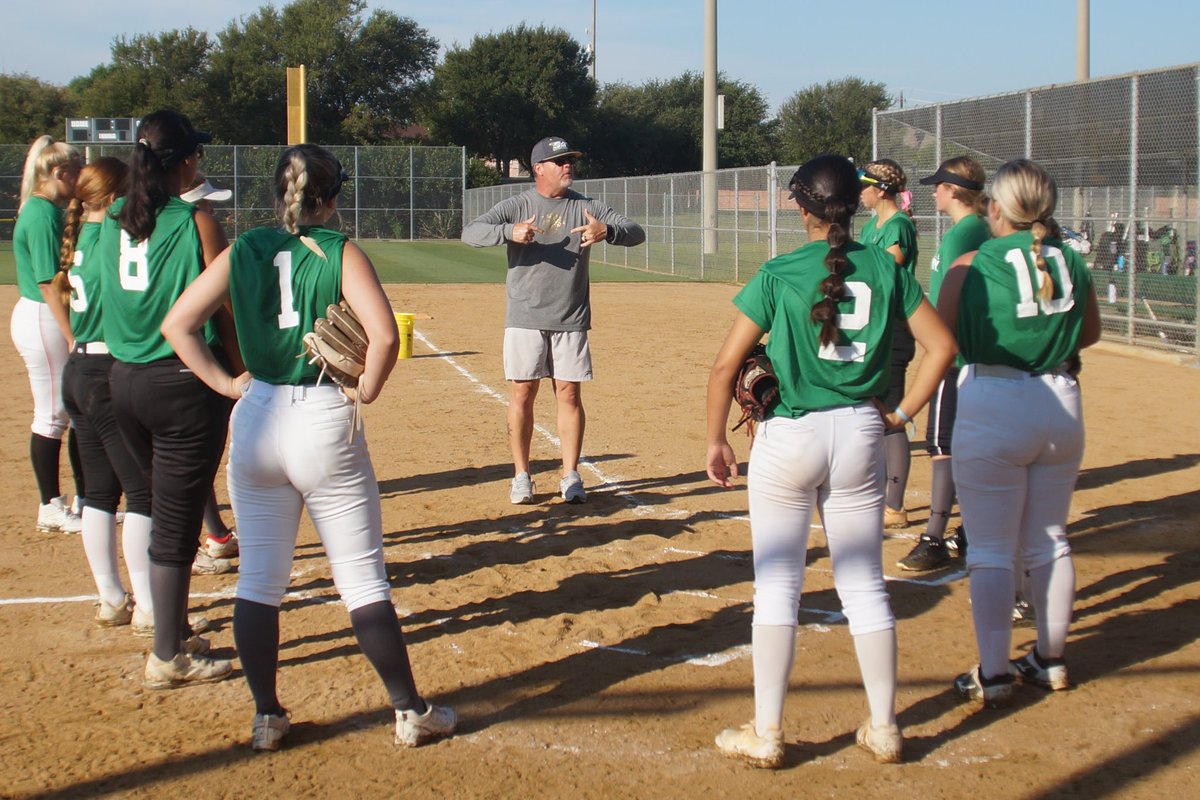 2 DAYS until Pre-Season All-American!! 

But who’s counting?! 

#softball #softballlife #softballgirls #softballseason #softballplayer #athlete #softballstrong #softballislife