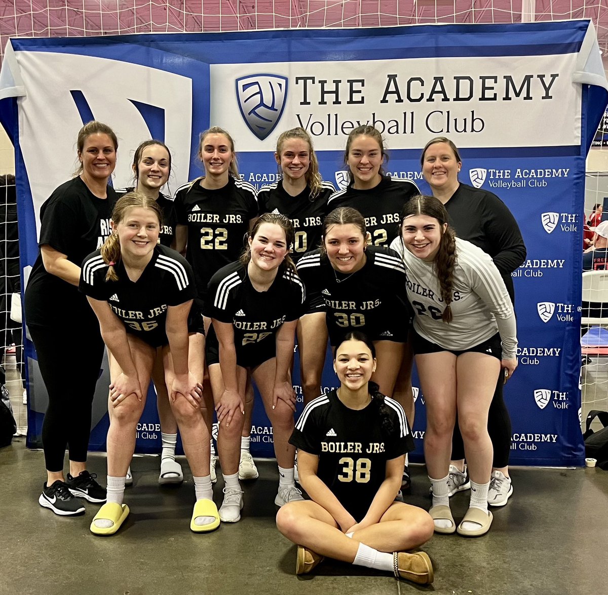beritvb2025's tweet photo. Feeling excited about the rest of our season after we went 5-0 at MEPL!!! Proud of what we’ve accomplished and I’m ready to see what we have in store for us. 🖤💛🤍 https://t.co/E13wRgy637