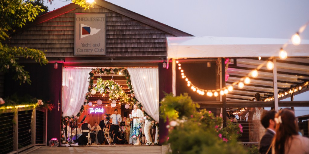 ChequessettClub's tweet image. The vibes at the Boathouse &amp;gt;&amp;gt;&amp;gt;
📸: Tim Correira Photography | timcorreira.com/weddings
📍: @ChequessettClub 
Chequessettclub.com
-
#chequessettclub #capecodtimes #countryclub #golf #capecod #capetown #golfcapecod #capecodwedding #photography
