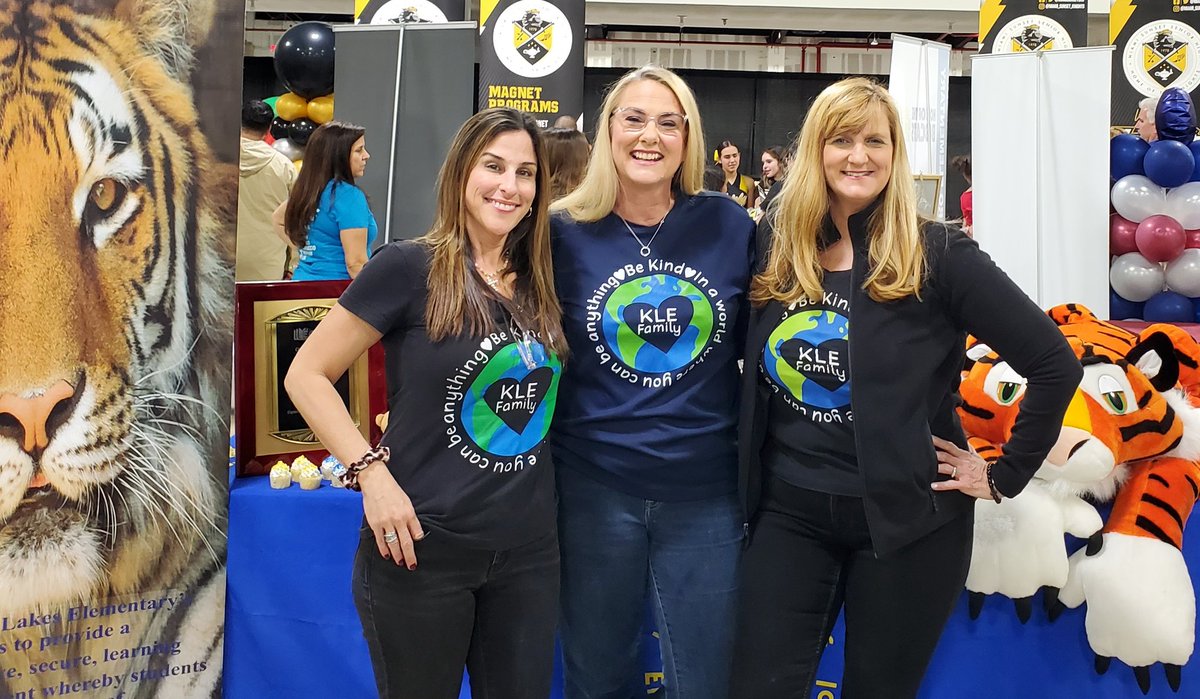 Martha T Jaureguizar 💜 tweet media