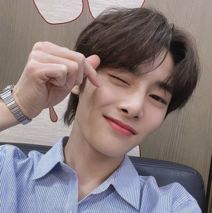 kissyou_In's tweet photo. Pretty little eyes ★★
#JeongIn https://t.co/5dJQoakW5P