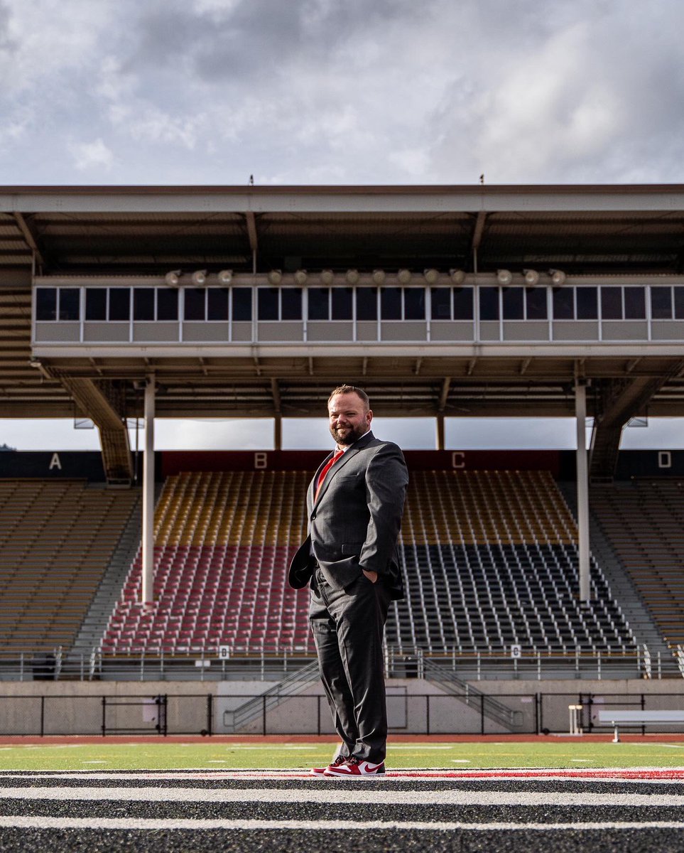 Southern Oregon Football tweet media