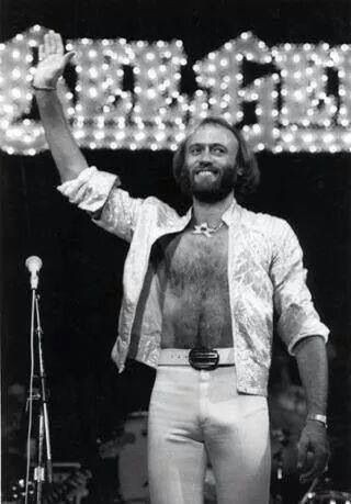 Remembering #MauriceGibb who passed on this day 20 years.