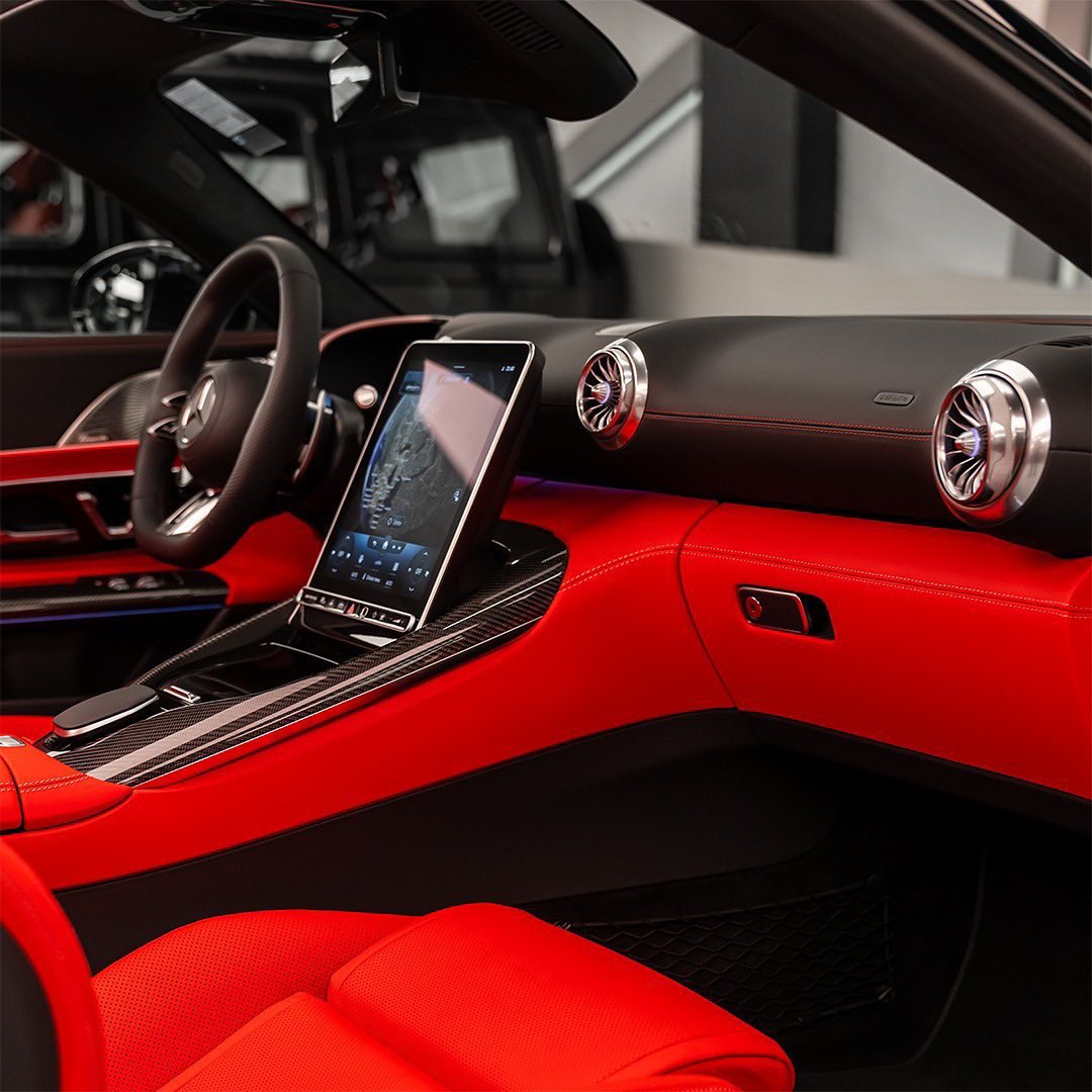f1stmotor1's tweet photo. 2022 ᴍᴇʀᴄᴇᴅᴇꜱ-ʙᴇɴᴢ ᴀᴍɢ ꜱʟ 63 ʀᴏᴀᴅꜱᴛᴇʀ

- ʜᴀɴᴅᴄʀᴀꜰᴛᴇᴅ ᴀᴍɢ 4.0ʟ ᴠ8 ʙɪᴛᴜʀʙᴏ
- ᴀᴍɢ ꜱᴘᴇᴇᴅꜱʜɪꜰᴛ ᴍᴄᴛ 9ɢ 9-ꜱᴘᴇᴇᴅ
- 577 𝘏𝘰𝘳𝘴𝘦𝘱𝘰𝘸𝘦𝘳
- 𝘙𝘦𝘢𝘳 𝘞𝘩𝘦𝘦𝘭 𝘋𝘳𝘪𝘷𝘦
- 𝘛𝘰𝘱 𝘚𝘱𝘦𝘦𝘥 315 𝘒𝘔/𝘏

ᴀᴠᴀɪʟᴀʙʟᴇ 

@f1rstmotors https://t.co/Q2xNUcbZqH