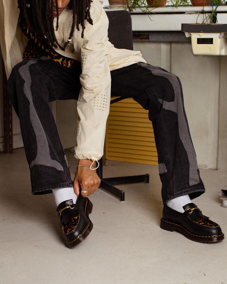 40% OFF on <a href="/drmartens/">Dr. Martens</a>.
Dr. Martens Adrian Loafer.
Retail $160. Now $96 shipped.
🔗 bit.ly/3vZblG5  ad