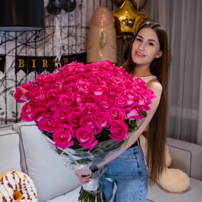 Liza-Fox’s pics and videos