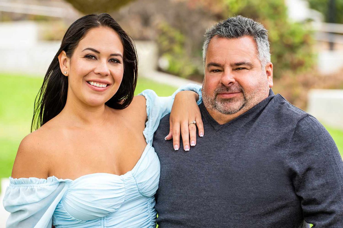 PopCrave's tweet photo. 9 years ago today, ‘90 Day Fiancé’ premiered on @TLC. https://t.co/czqLR2cpsS